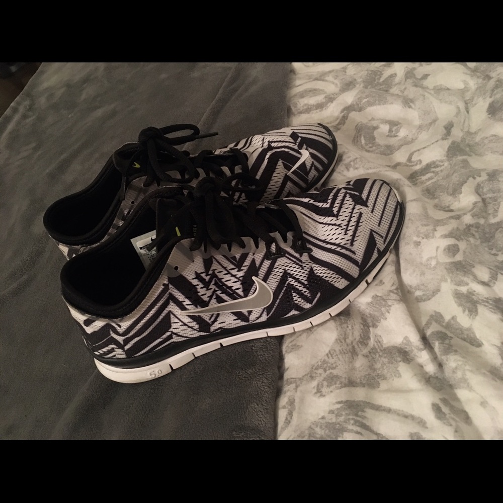 *SOLD* Nike free 5.0